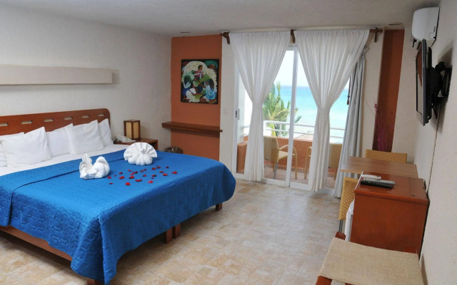 Luciana Hotel & Beach Club