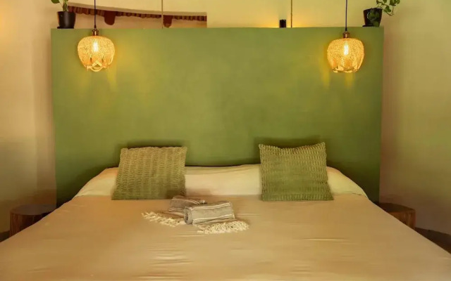 Villas Oasis Bungalow Bottom