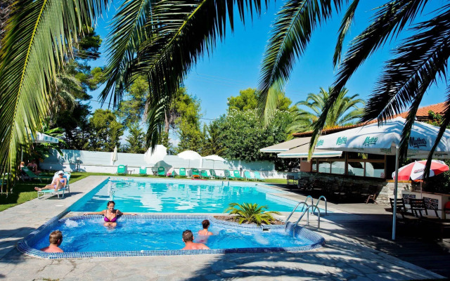Hanioti Village Resort