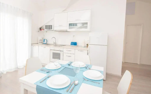 Sea Pearl Residence - Top beachfront location apartments in Bol centre