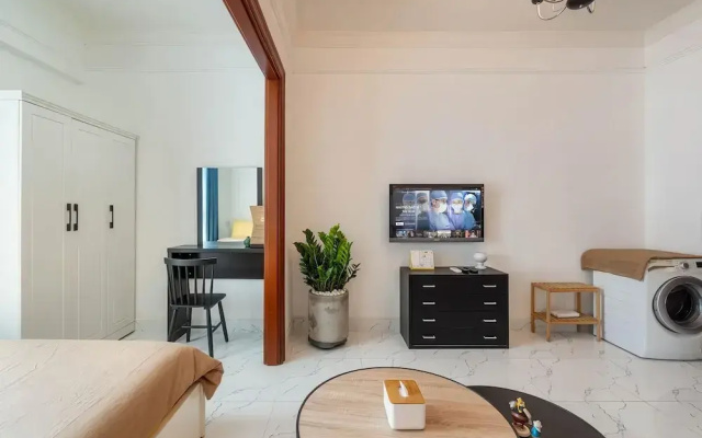 GEM Residence - The Manor Central