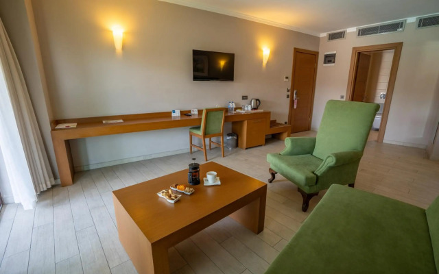 Renka Hotel & Spa