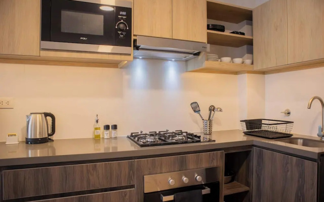 w Elegant 2BR w/ Great Balcony in Miraflores