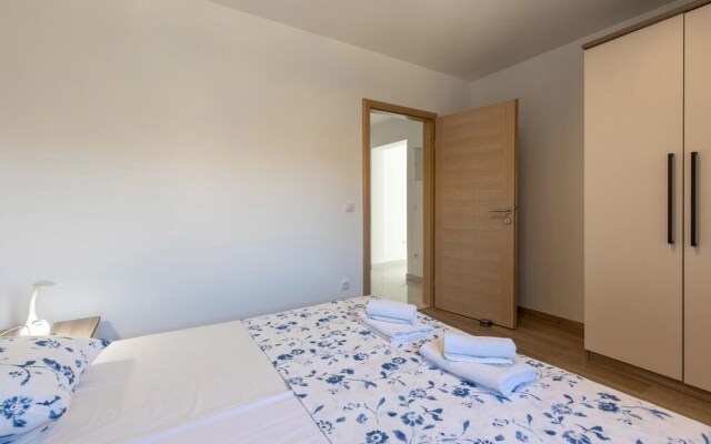 Stunning Apartment in Povile With Wifi and 2 Bedrooms