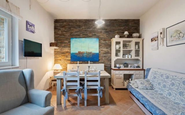 Homely Apartment in Genova With Sea Nearby