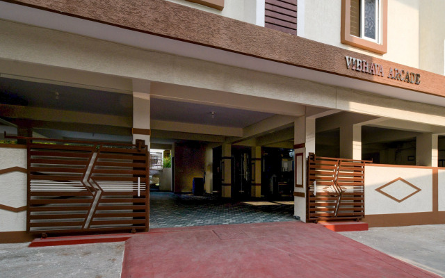 Super Townhouse Oak Bachupally Medical College Formerly SV Hotels