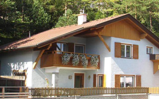 Ferienhaus Tschenett