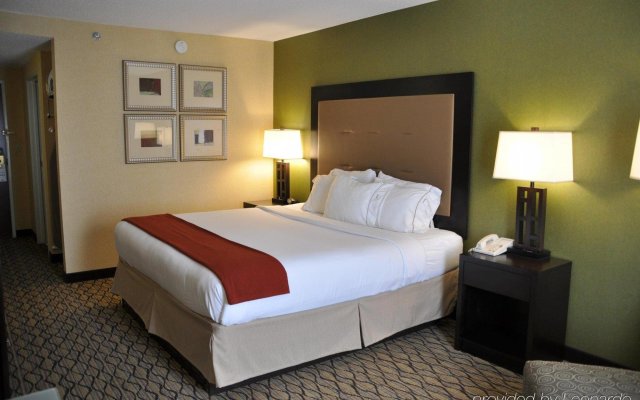Holiday Inn Express Hotel & Suites Christiansburg, an IHG Hotel