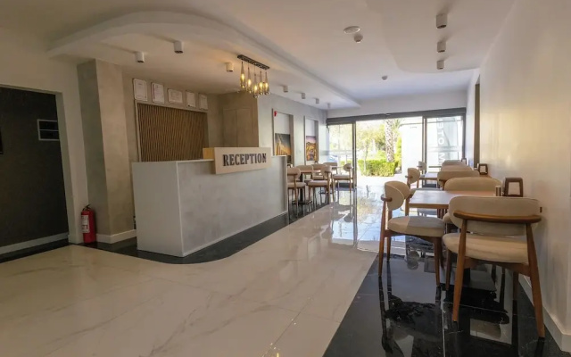 Holmi̇ Otel
