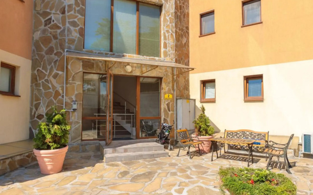 Apartment Sea Shell 1