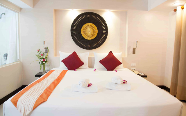 The Royal Palm Beach Front