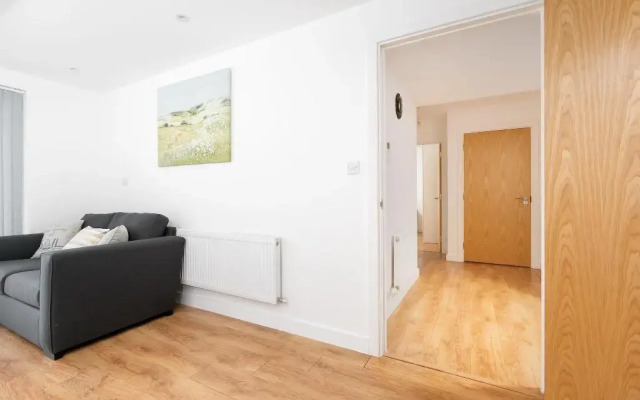 Skyvillion Tower Points - Tower Point Lovely apartment in Enfield London