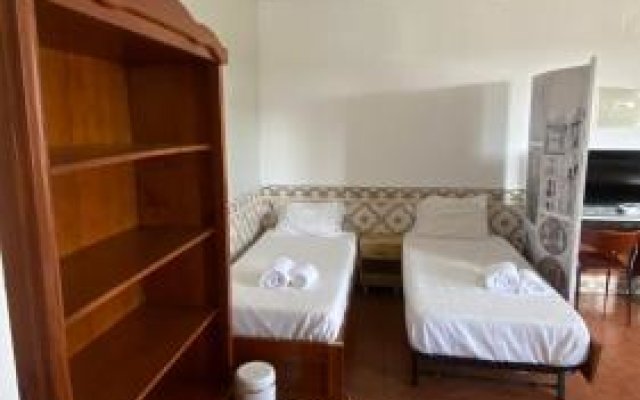 Apartamentos Turisticos Queluz