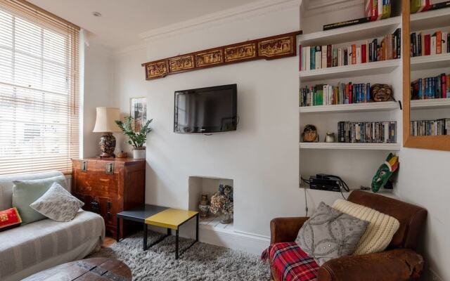 Fantastic 2 Bedroom Flat In The Heart Of London