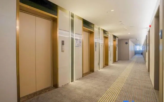 7Days Premium Hotel ( Kunming South High-speed Railway Station Gucheng Subway Station ) – Hotel Rooms – Kunming