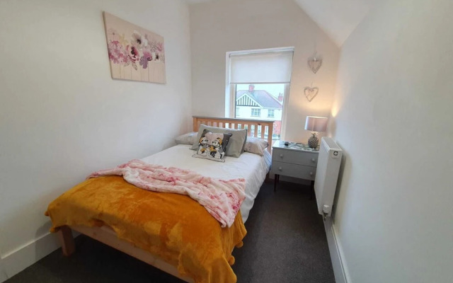 Riverdale House - 4 Bedrooms