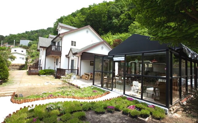 Yangpyeong Heunoni Pension