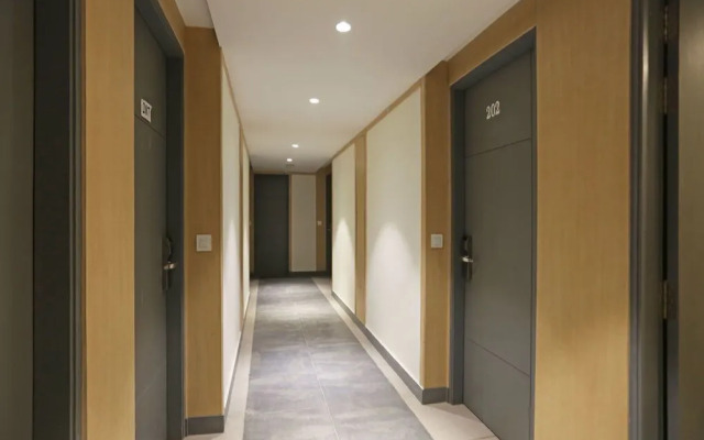 OYO 11325 Hotel Superb