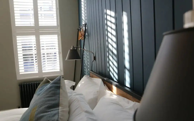 Hop Market - Ensuite Bedroom