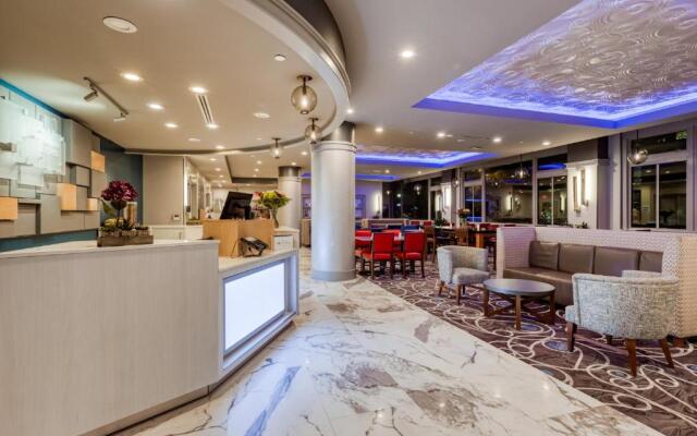 Holiday Inn Express Kansas City Downtown by IHG