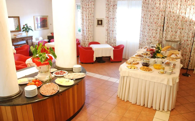 Hotel Valdor