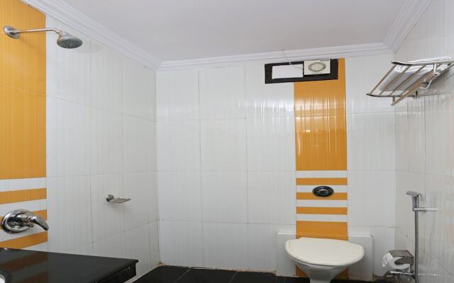OYO 11307 Hotel Satya Villas
