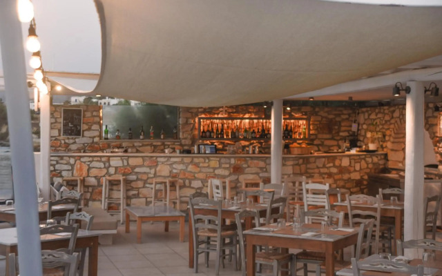 Paros Bay Hotel