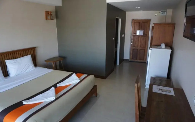 Maihom Resort Dechatiwong Bridge