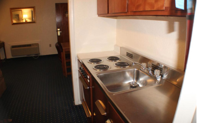 Americas Best Value Inn Geneva