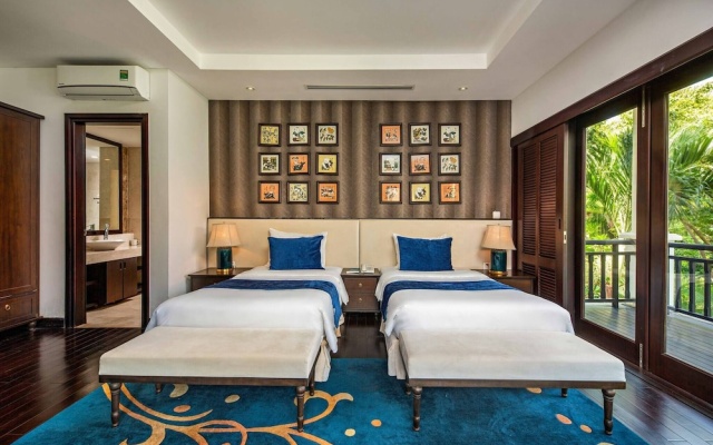 Elegant Pool Villa In 5star Resort My Khe Beach Num11 – Guest Rooms – Da Nang