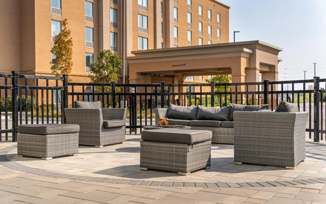 Hampton Inn & Suites by Hilton Brantford Conference Centre