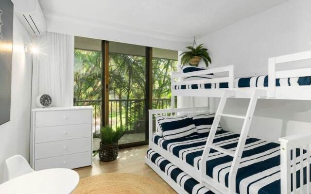Rocks Resort Currumbin Beach