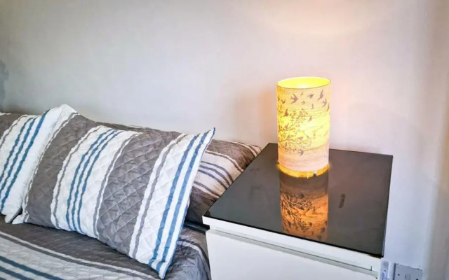 Cosy Affordable Near Central -up2 4 People/netflix