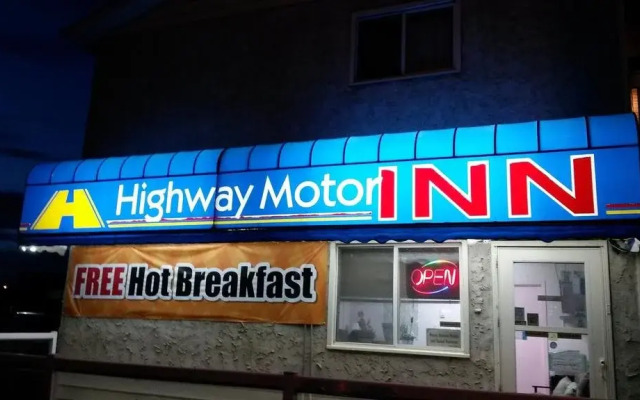 Highway Motor Inn