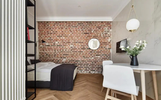 1891 Aparthotel Attic