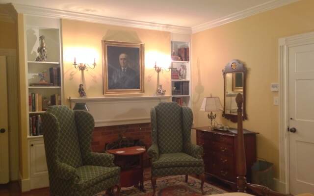 The Inn at Mount Vernon Farm