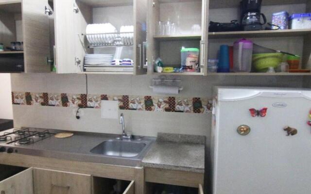 Relájate o teletrabaja en lindo apto, 3 hab y WiFi