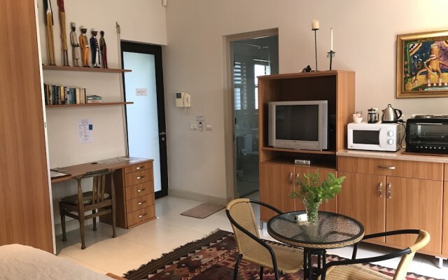 22 Die Laan Studio
