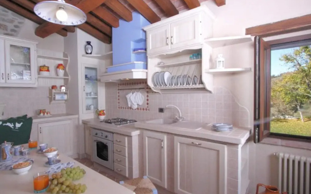 Nice Apartment in Apecchio With Shared Swimming Pool