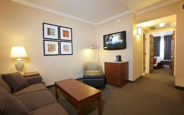 Best Western Plus Lamplighter Inn & Conference Centre