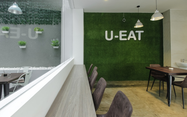 RedDoorz Plus near Tebet