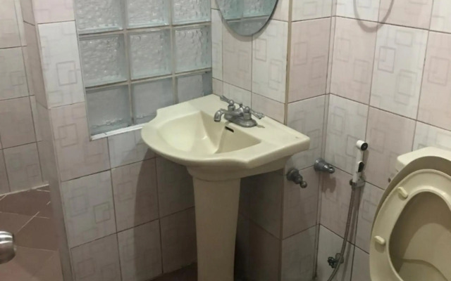 ASHBURN'S Transient Baguio - BUDGET Accommodation