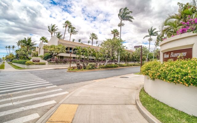 Maui Banyan H506 1 Bedroom Condo by RedAwning