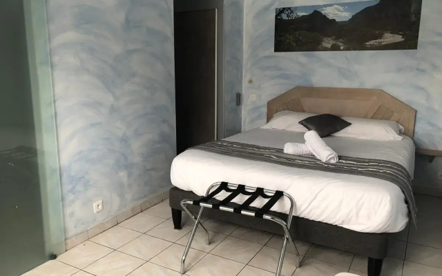 Logis Hotel Bellevue