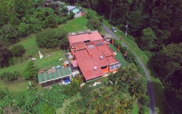 Rio Macho Lodge