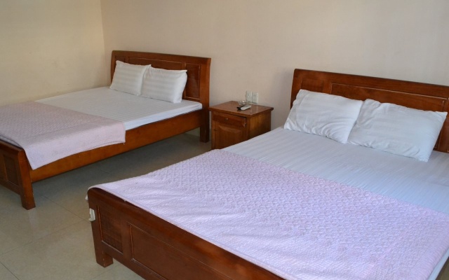 Thuong Thai Hotel – Guest Rooms – Ha Long