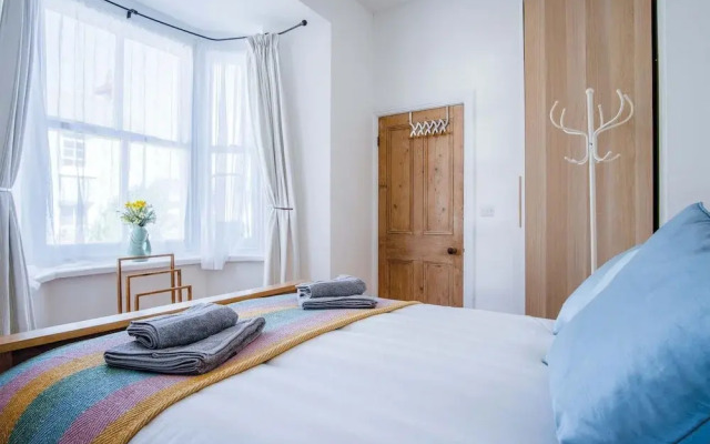 Sea Glass - 2 Bedroom Apartment - Manorbier