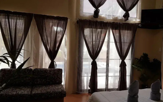 Siargao Oasis Suites