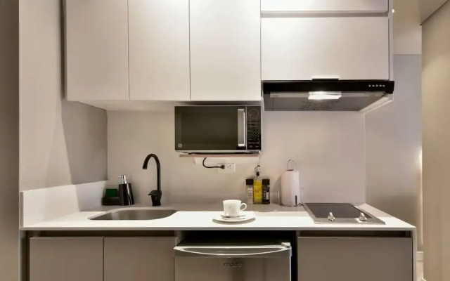 w Majestic 1BR w/ Superb Balcony in Unicentro