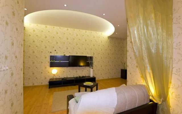 Sutkiarenda On Maliy Prospekt 13